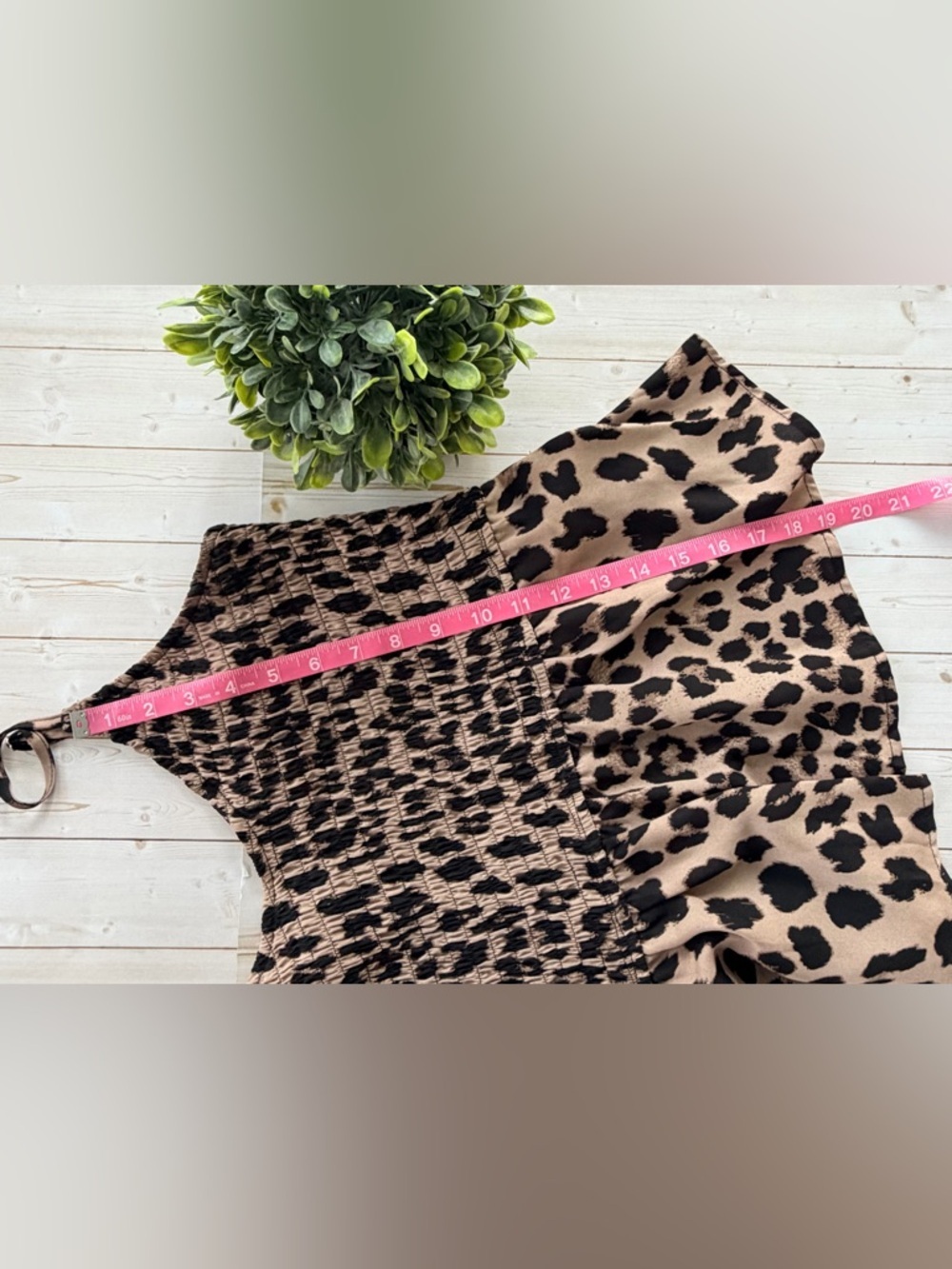 BiBi Leopard Print Smocked Peplum Camisole Top Size Medium - Picture 8 of 8